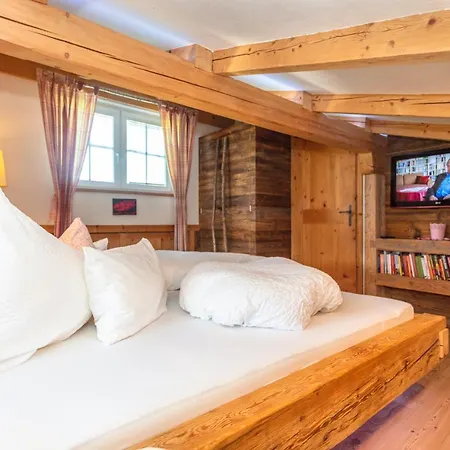 Apartment Maisonette Hoettl *