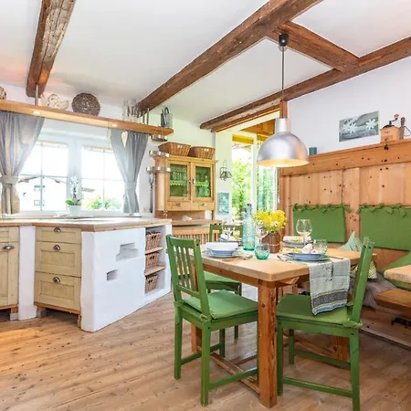 Maisonette Hoettl Apartment